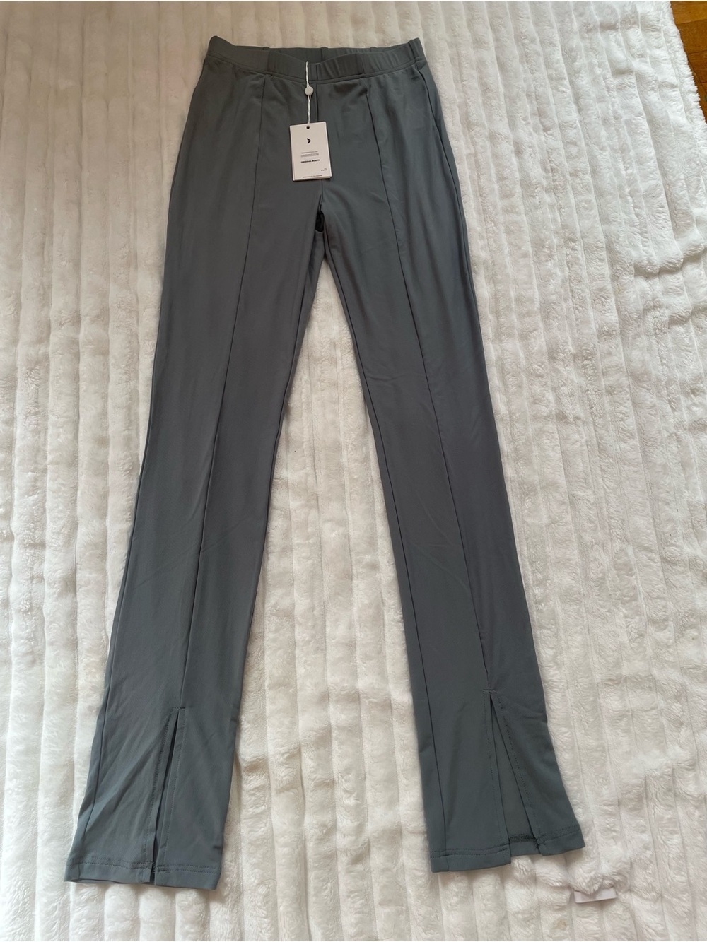 Ruve Women's Gray Slim Stretch Knit Pants